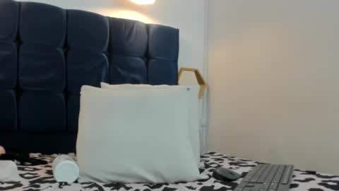 Snapshot of evelyn_morgan1 chatting on 12.29.24 evelyn_morgan1 online show from 12.29.24