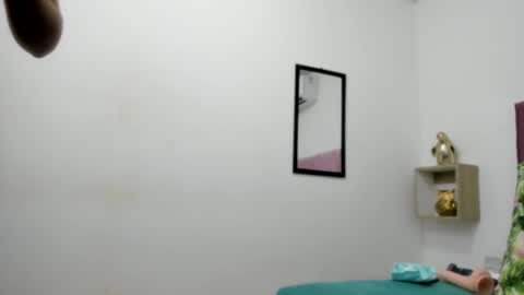 evelyn_morgan1 online show from 10.18.25