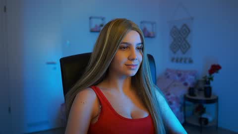 Snapshot of evelyncage_ chatting on 01.15.25 evelyncage_ online show from 01.15.25