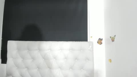 Evelyne online show from 10.12.25