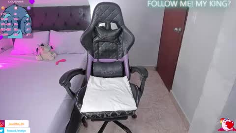 Snapshot of evelynhoward23 chatting on 10.12.25 LAURA SOFIA  INDEPENDENT MODEL FOLLOW ME NOW ALMOST 10000 FOLLOWERS online show from 10.12.25