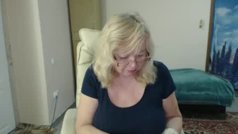 BarbaraBlondy online show from 02.02.25