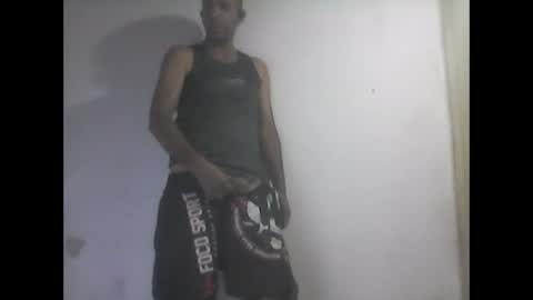 Snapshot of everaldosantos chatting on 01.04.25 everaldosantos online show from 01.04.25