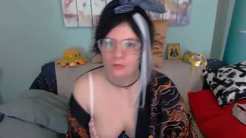 Everly online show from 10.21.25