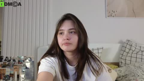 Snapshot of evi_woow chatting on 12.30.24 evi_woow online show from 12.30.24