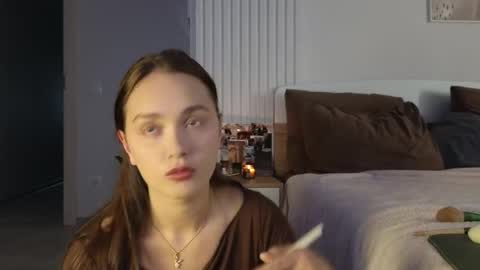 Snapshot of evi_woow chatting on 09.11.25 evi_woow online show from 09.11.25