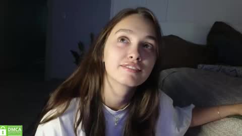 evi_woow online show from 09.23.25