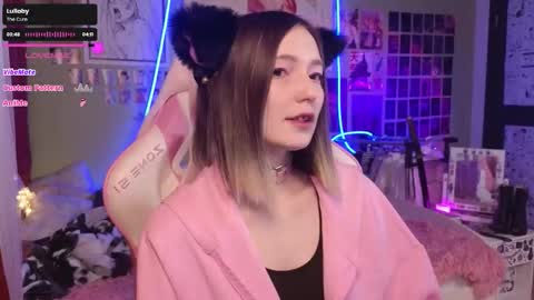 Evie online show from 11.21.25