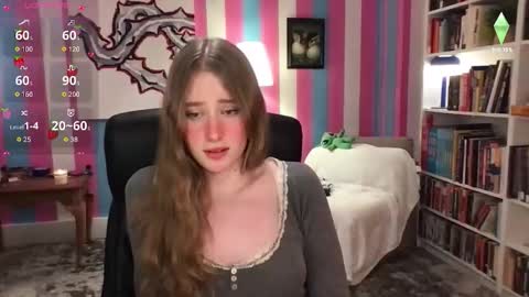 Snapshot of eviecam chatting on 02.26.26 Evie3 online show from 02.26.26