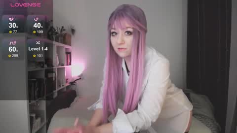 Snapshot of eviecuster chatting on 10.28.25 Im gonna be on in 2 hours online show from 10.28.25