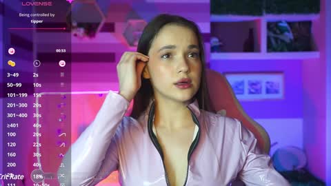 Evie online show from 12.26.24