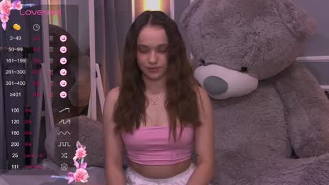 Evie online show from 01.14.25