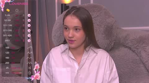 Evie online show from 01.27.25