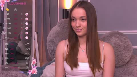Evie online show from 01.27.25