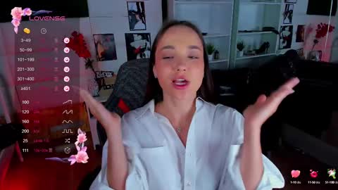 Evie online show from 03.11.25
