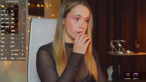 Evie online show from 09.28.25