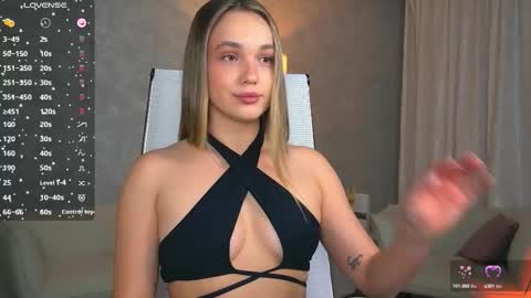 Evie online show from 10.02.25