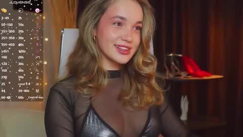 Evie online show from 10.13.25