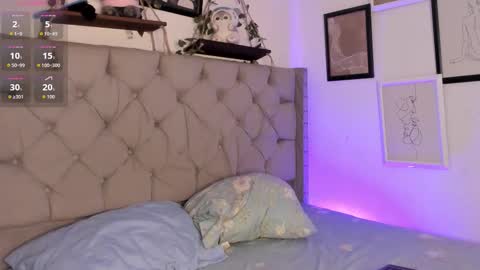 Snapshot of evieh1_ chatting on 10.15.25 Ivi Alejandra  online show from 10.15.25