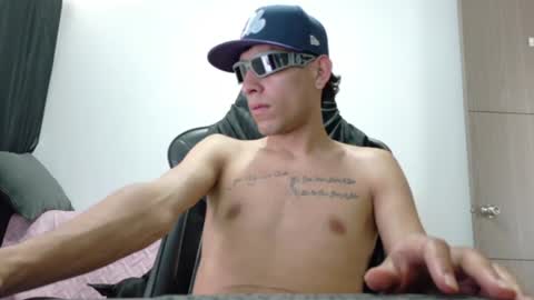 evil_boss1 online show from 07.11.26