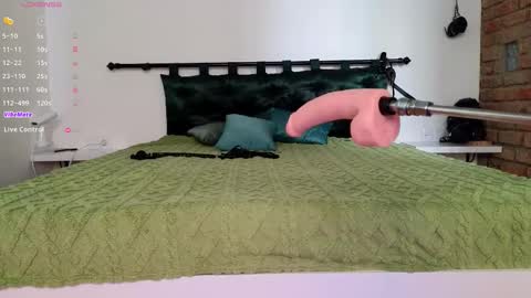 evit_dirty_mind_ online show from 10.17.25