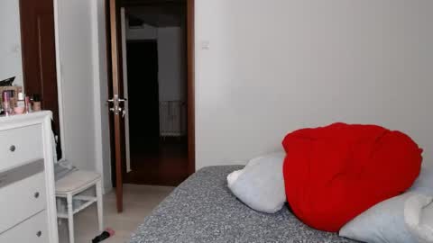 Snapshot of evolett chatting on 02.15.25 ONLYFANS There are legends that in this room all your wishes can come true Private is Open online show from 02.15.25