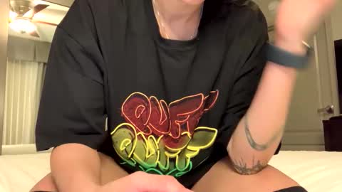 evusixx online show from 12.01.25