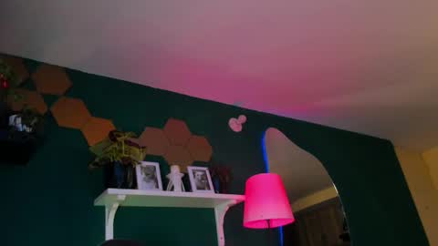 EVY online show from 04.16.26