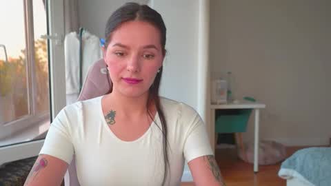 ewelynscott online show from 11.05.25