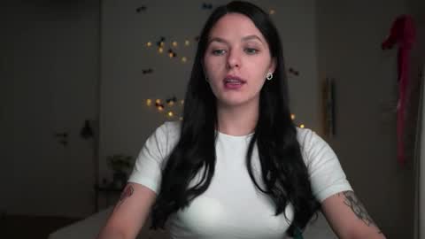 ewelynscott online show from 01.09.26