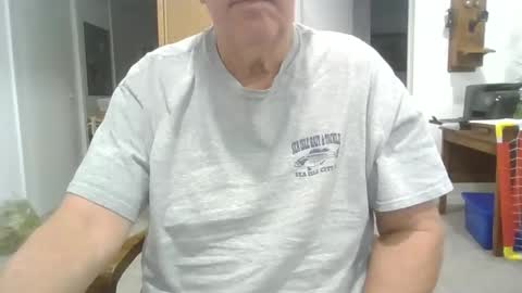 Snapshot of excitacbleguy9 chatting on 11.10.25 was excitablyguy hacked online show from 11.10.25