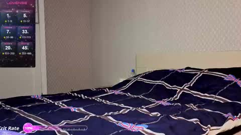 Snapshot of excited_kristi chatting on 10.07.25 excited kristi online show from 10.07.25