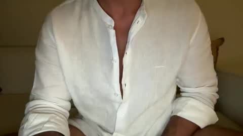 Snapshot of excusemyass chatting on 11.25.25 excsemyass online show from 11.25.25