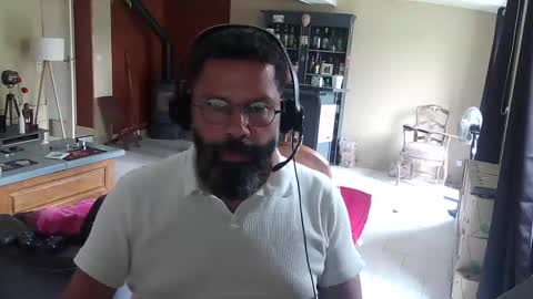 Snapshot of exibdevil chatting on 09.11.25 Gio online show from 09.11.25