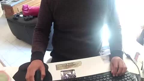 Snapshot of exibdevil chatting on 10.10.25 Gio online show from 10.10.25