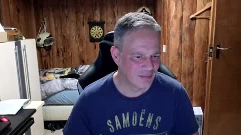 Snapshot of exibe1219 chatting on 02.22.25 exibe1219 online show from 02.22.25