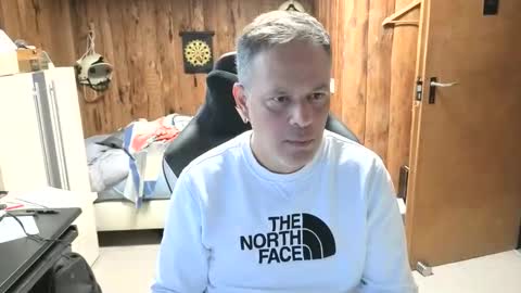 Snapshot of exibe1219 chatting on 10.23.25 exibe1219 online show from 10.23.25