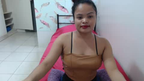 Snapshot of exotic_asian69 chatting on 01.01.25 exotic_asian69 online show from 01.01.25