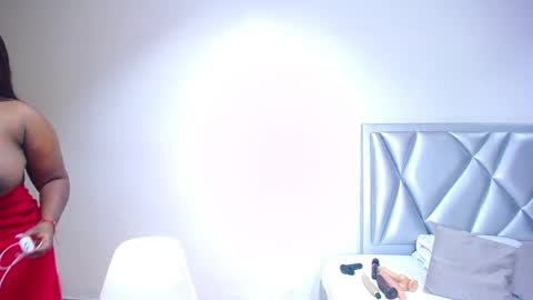 Snapshot of exotic_karmella chatting on 01.21.25 exotic_karmella online show from 01.21.25