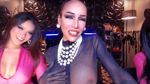 Snapshot of exoticalodia chatting on 02.06.25 exoticalodia online show from 02.06.25