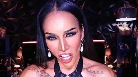 Snapshot of exoticalodia chatting on 02.19.25 exoticalodia online show from 02.19.25