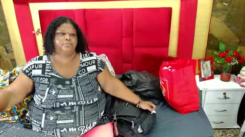 Snapshot of exoticbigmandx chatting on 11.04.25 Mandy online show from 11.04.25