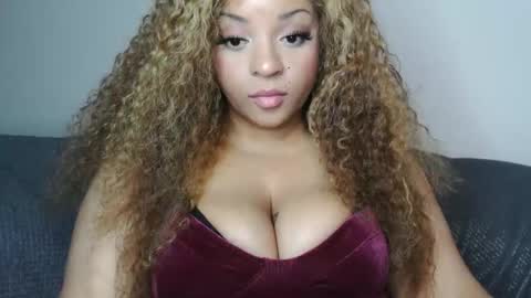 Paris online show from 03.20.26