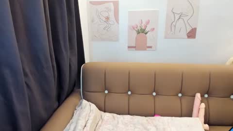 hotandsexygiendy online show from 10.22.25