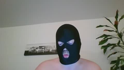 Snapshot of exposed_slave_at chatting on 03.31.26 gay slave from Austria full exposed online show from 03.31.26