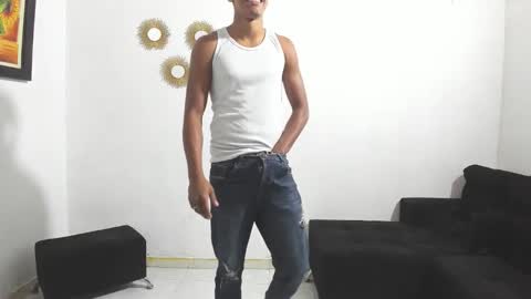 Snapshot of extremehotsex840 chatting on 02.08.26 Nicole Ostyn and Michel online show from 02.08.26