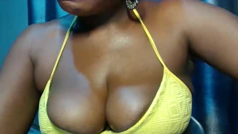 Snapshot of extremelywetgirl_ chatting on 04.15.26 extremelywetgirl_ online show from 04.15.26