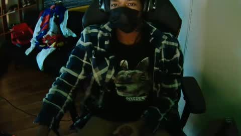 Snapshot of exxxtr4sauce chatting on 12.05.24 exxxtr4sauce online show from 12.05.24