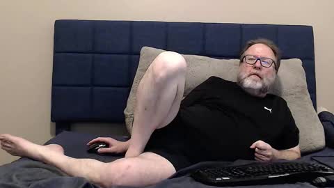 eyes_and_cock_wide online show from 01.17.26