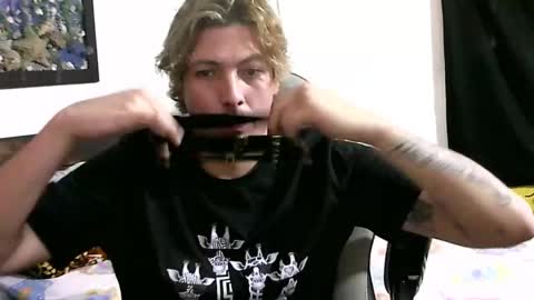 eyesgreenman online show from 09.30.25